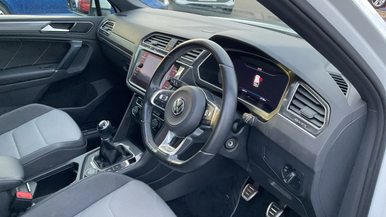 Volkswagen Tiguan 2.0 TDi 150 4Motion R-Line 5dr Diesel Estate